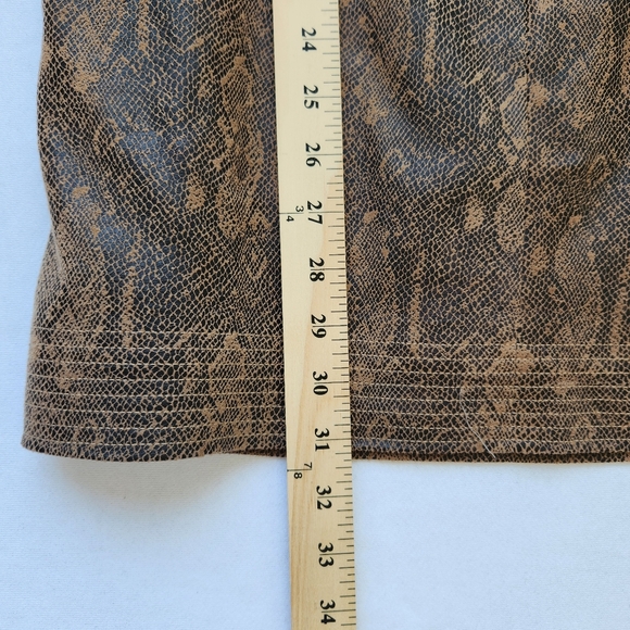Edgy Snakeskin Print Mini Shift Dress Brown Sleeveless Soft Comfy Trendy Cute XS - Picture 16 of 16
